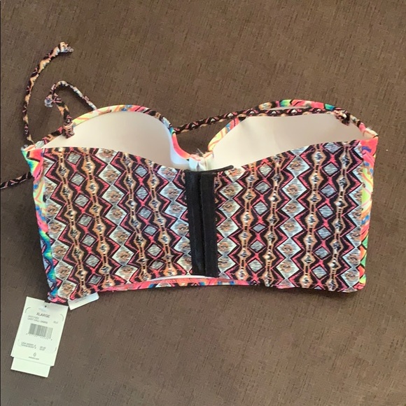 NWT volcom bikini top - Picture 2 of 3
